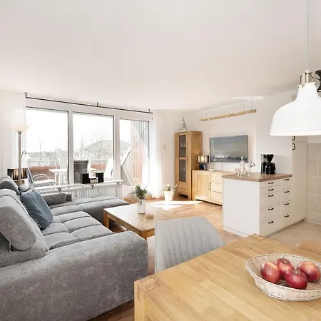 Schuetzenweg 13-15 Moewenblick * Kellenhusen